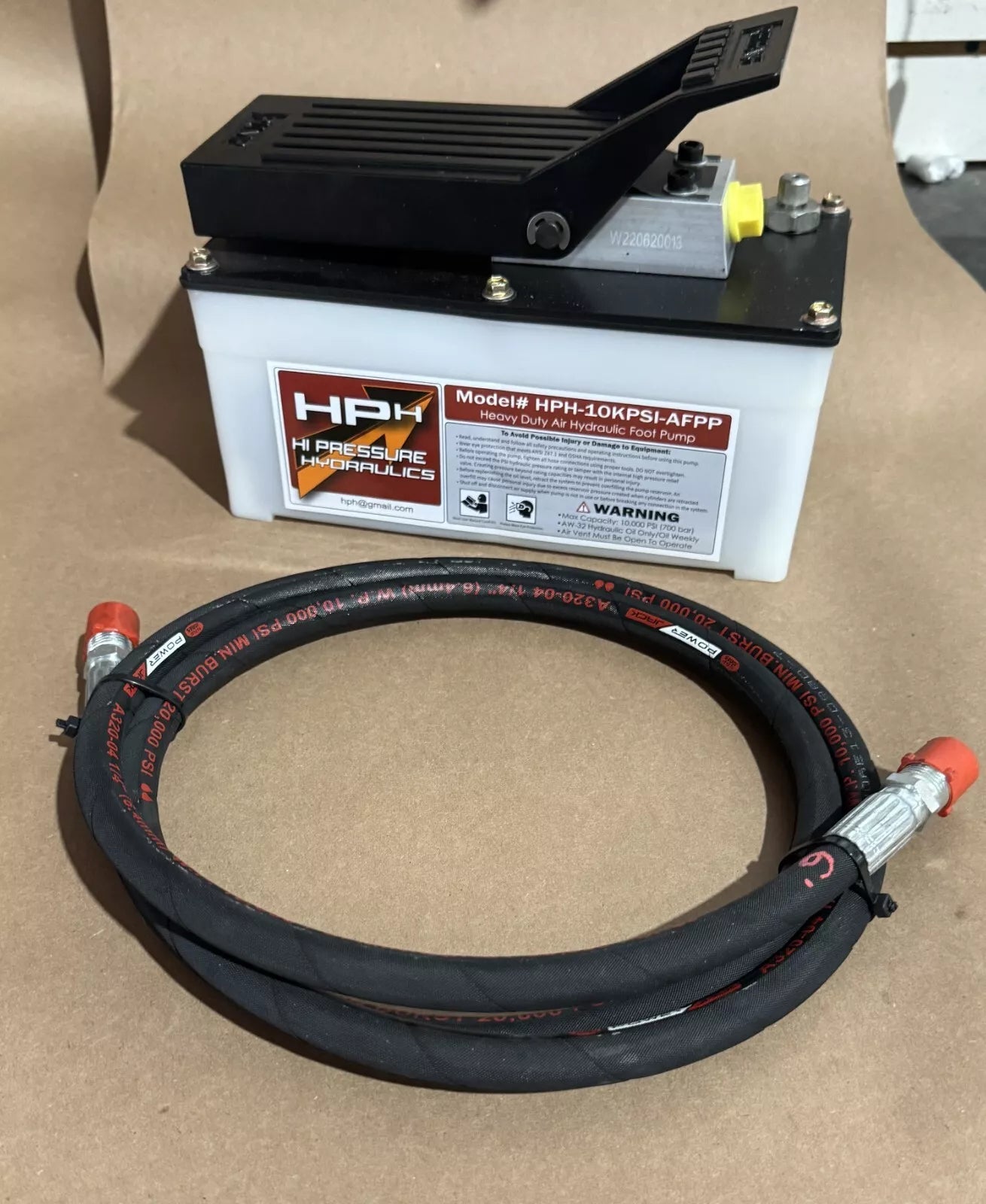 10,000 PSI Foot Pedal Pump